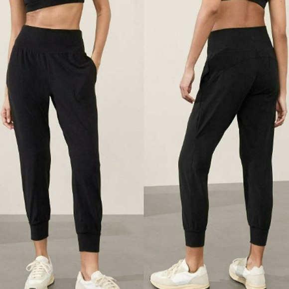 ATHLETA SALUTATION CRUISE JOGGER IN POWERVITA BLACK SIZE Xsmall - Picture 1 of 8